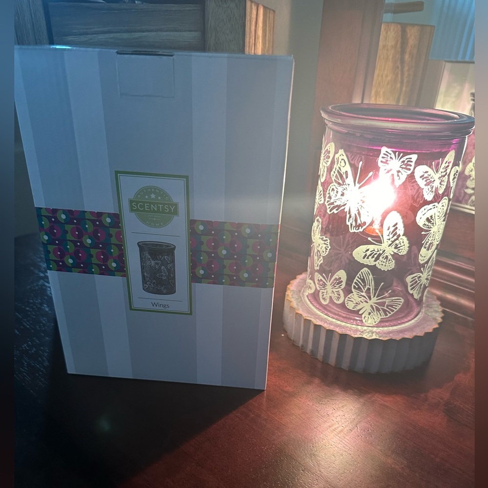 Scentsy Wings Warmer